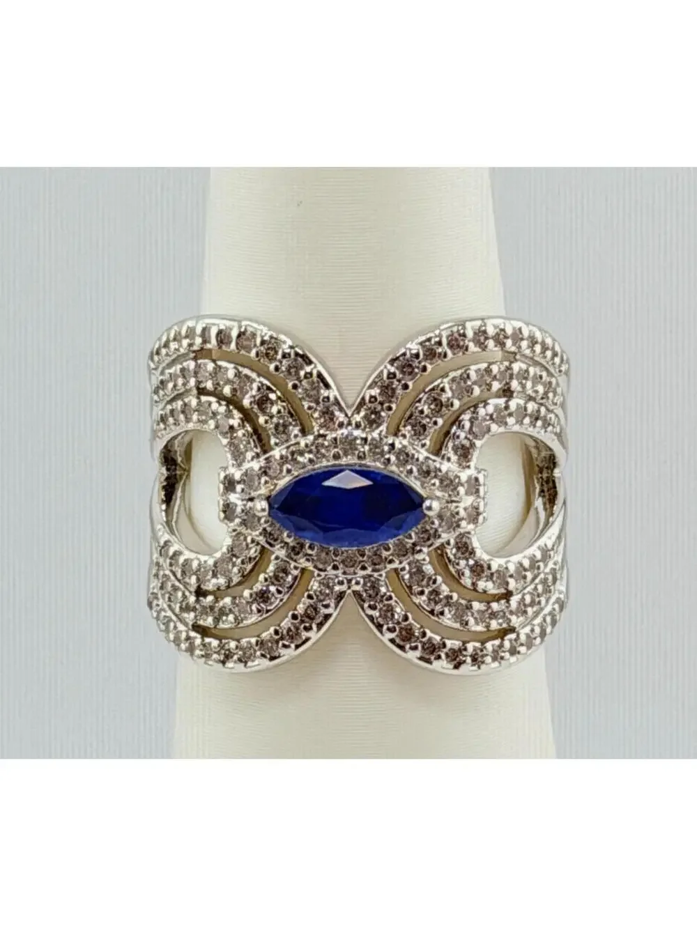 Bomb Party Ring Size 7 RG54097